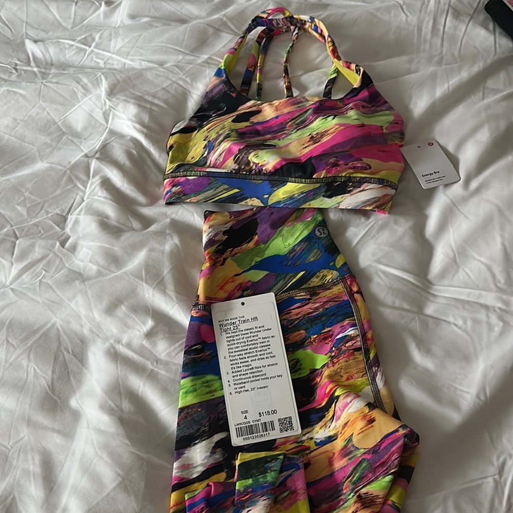 Lululemon set! Energy Bra, size 2 and Wunder Train HR Tights 25”, size 4
